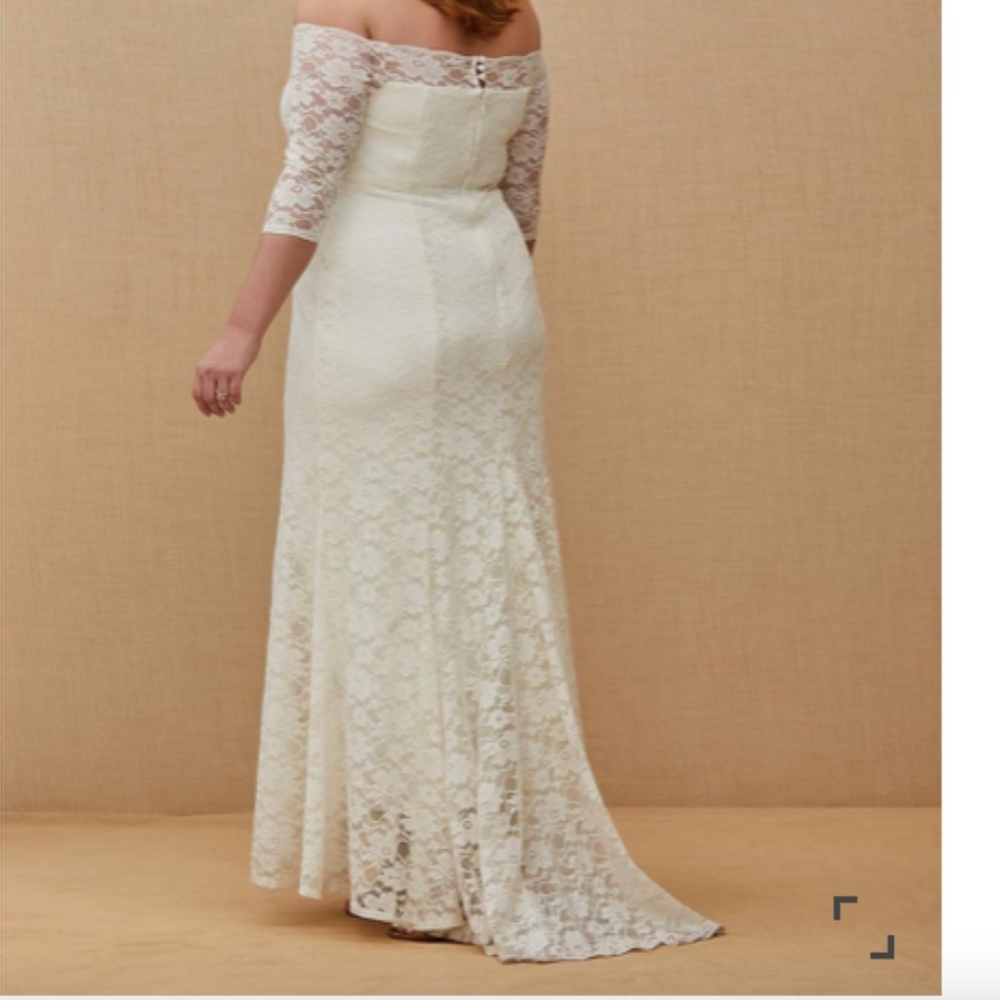 IVORY LACE OFF SHOULDER FIT & FLARE WEDDING DRESS